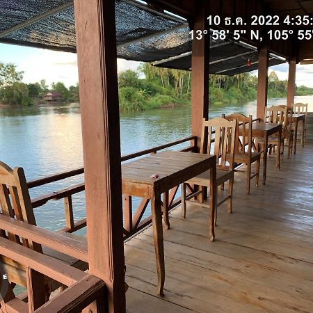Pa Kha Guesthouse Muang Khong Экстерьер фото