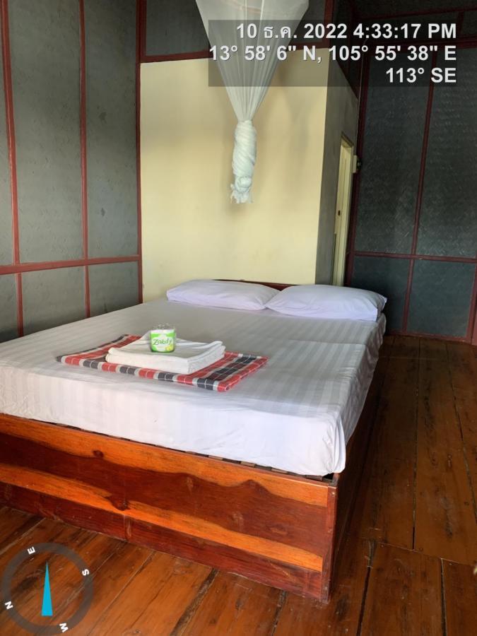 Pa Kha Guesthouse Muang Khong Экстерьер фото